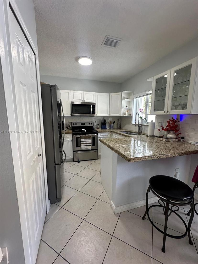 Picture of 3871 SW 147Th Ave # 1, Miami FL 33185