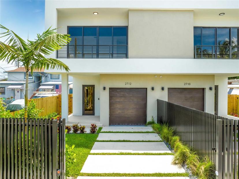 Picture of 2710 SW 34Th Ave # 2712, Miami FL 33133