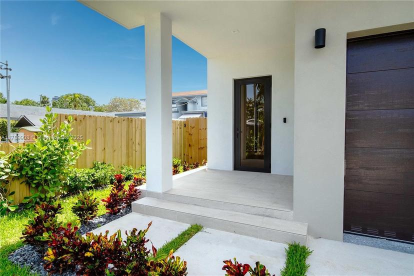 Picture of 2710 SW 34Th Ave # 2712, Miami FL 33133