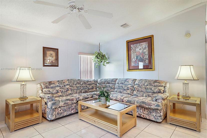 Picture of 102 Lake Shore Dr, Pembroke Park FL 33009