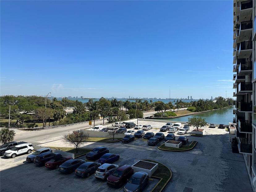 Picture of 600 NE 36Th St # 401, Miami FL 33137