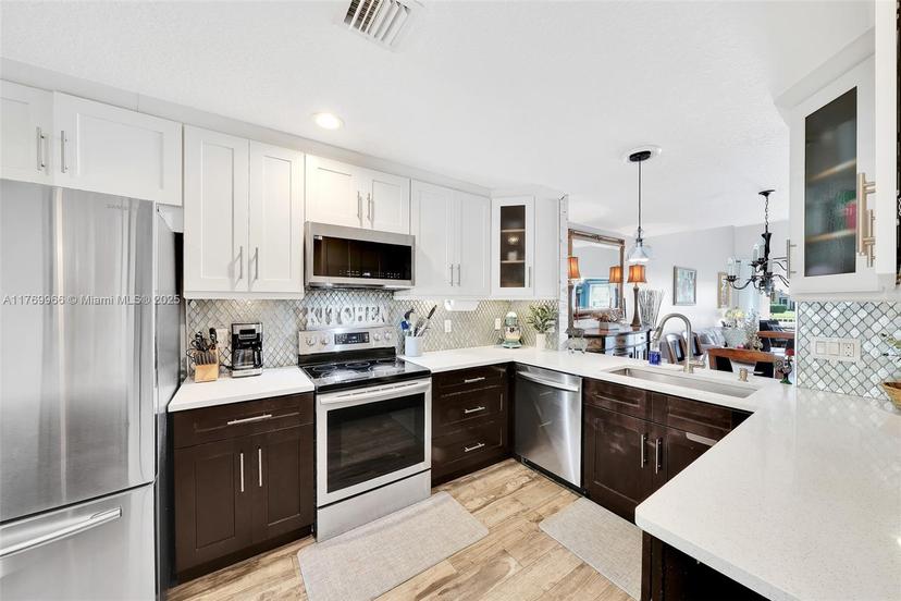 Picture of 6204 NW 74Th Ct, Parkland FL 33067