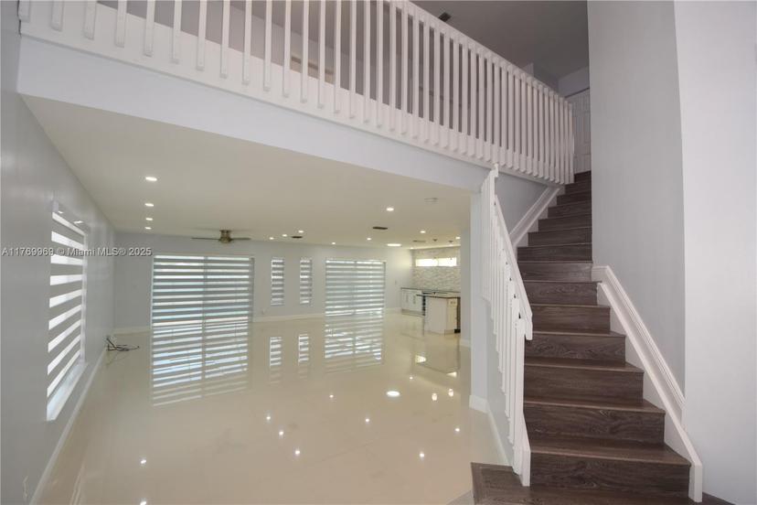 Picture of 6450 Buena Vista Dr, Margate FL 33063