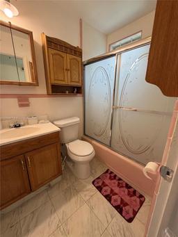 Picture of 16790 NE 14Th Ave # 110, Miami, FL 33162