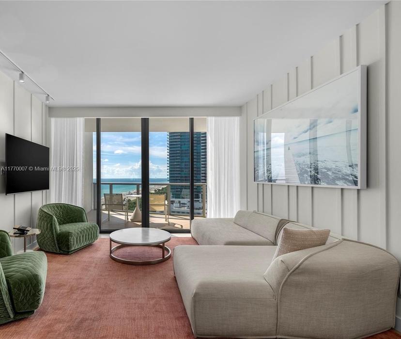Picture of 2201 Collins Ave # 1604, Miami Beach FL 33139