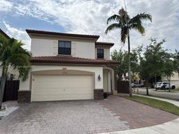 Picture of 10086 NW 89Th Ter, Doral, FL 33178