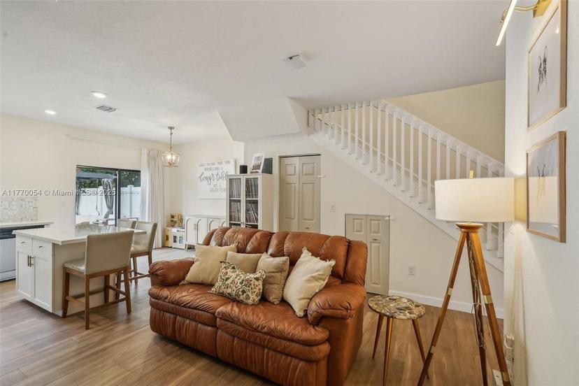 Picture of 10601 W 33Rd Way, Hialeah FL 33018