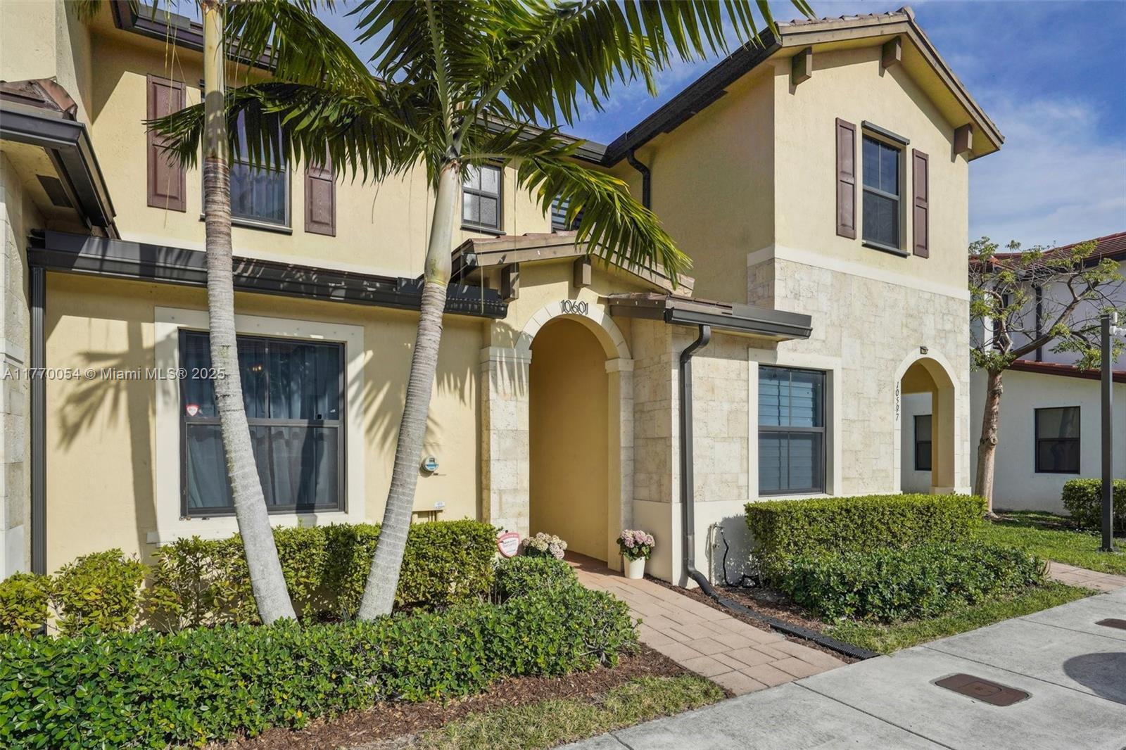 Picture of 10601 W 33Rd Way, Hialeah, FL 33018