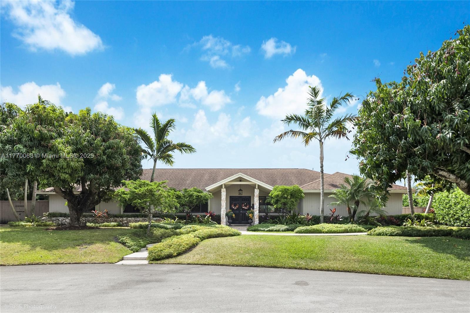 Picture of 8220 SW 159Th St, Palmetto Bay, FL 33157