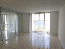 Picture of 480 Executive Center Dr # 3C, West Palm Beach, FL 33401