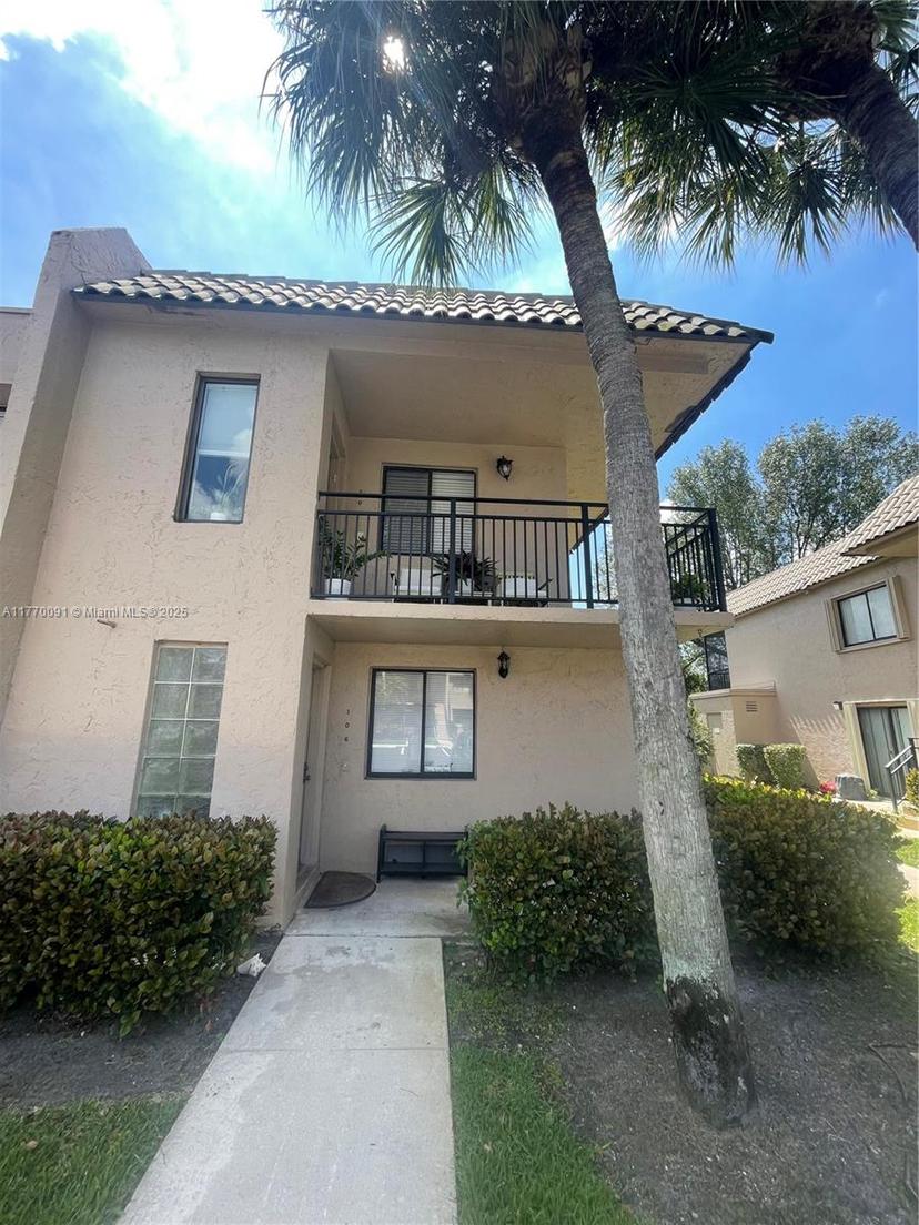 Picture of 370 Racquet Club Road # 206, Weston FL 33326