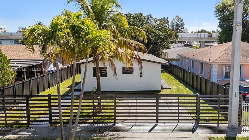 Picture of 1522 NW 41St St, Miami FL 33142