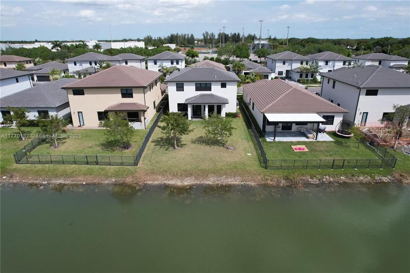 Picture of 4426 SW 173Rd Ave, Miramar FL 33029