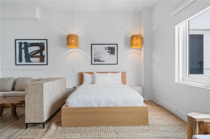 Picture of 2301 Collins Ave # 1622, Miami Beach FL 33139