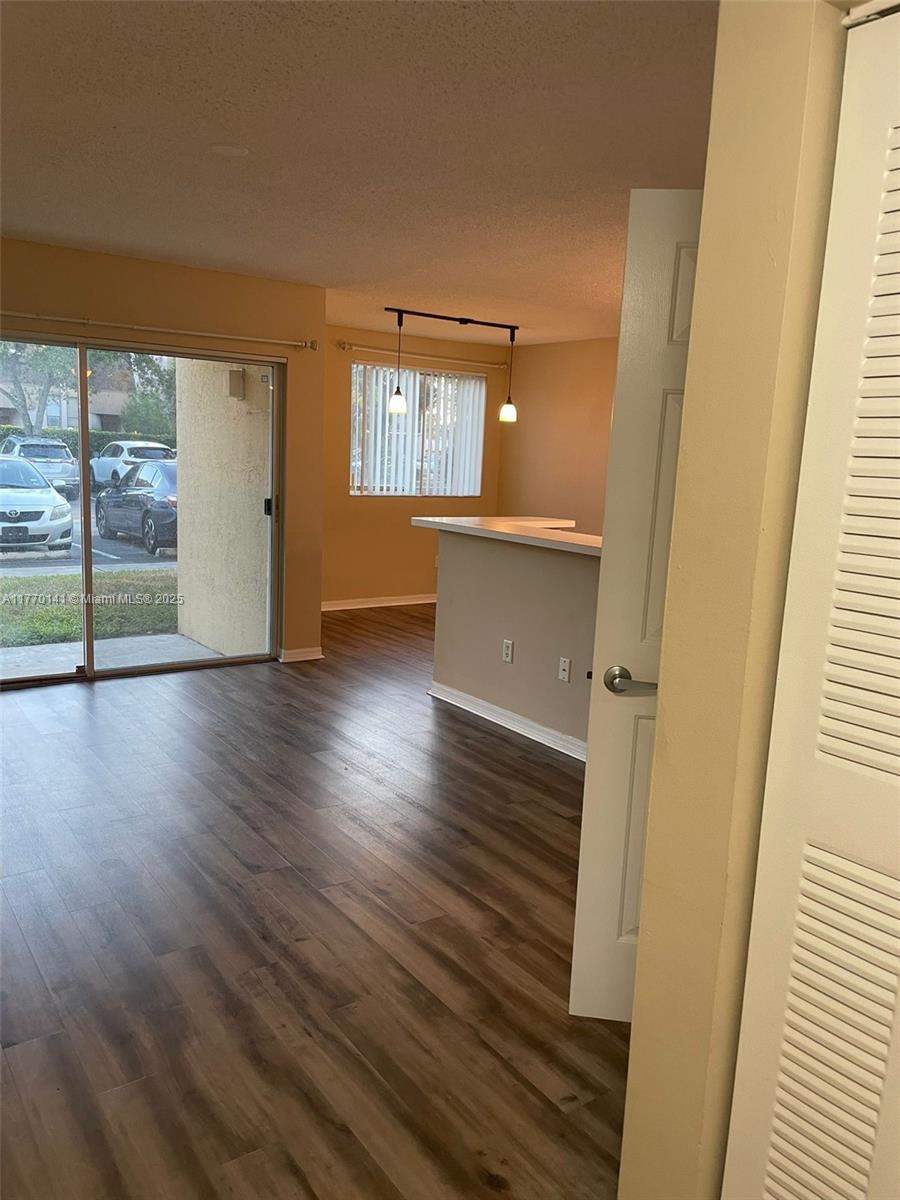 Picture of 2640 S University Dr # 113, Davie, FL 33328