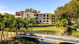 Picture of 9255 SW 125Th Ave # 402R, Miami, FL 33186