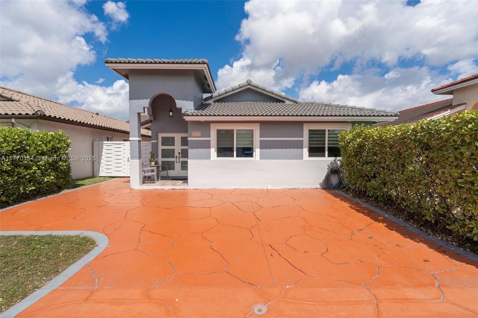 Picture of 8885 NW 110Th St, Hialeah Gardens, FL 33018