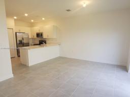 Picture of 2602 SE 11Th St # 2602, Homestead, FL 33035