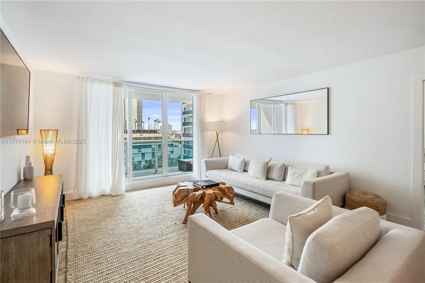 Picture of 2301 Collins Ave # 703, Miami Beach FL 33139