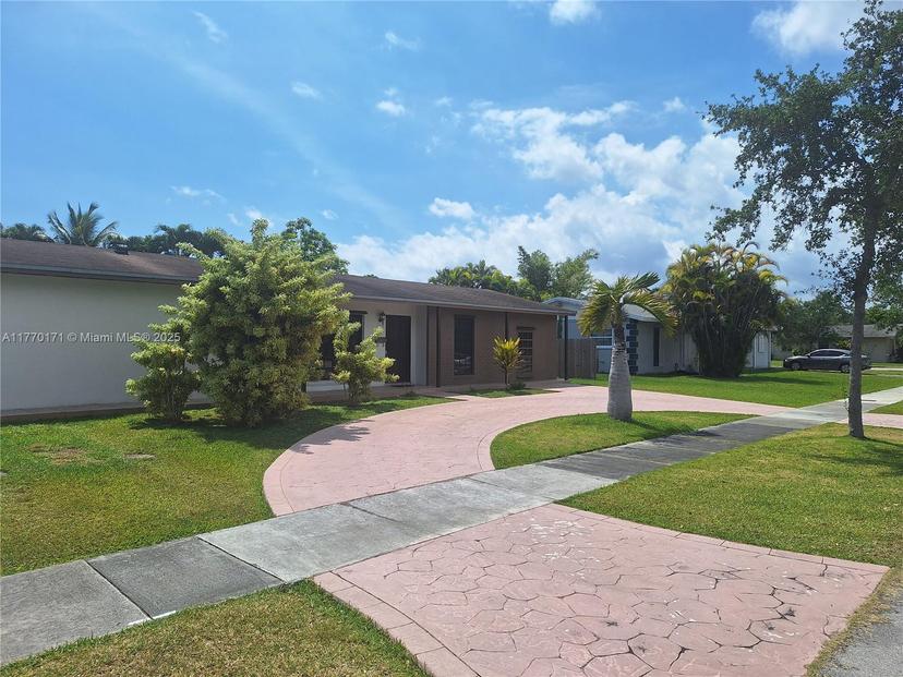 Picture of 9384 SW 184Th Ter, Cutler Bay FL 33157
