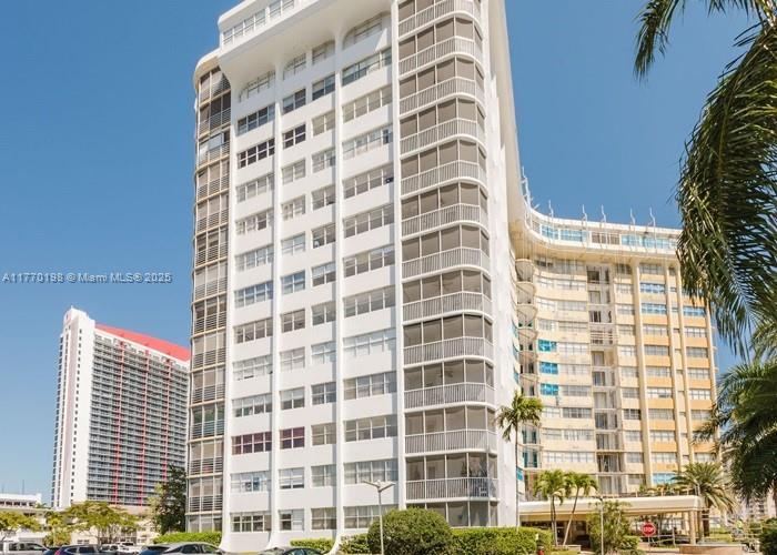 Picture of 100 Golden Isles Dr # 9, Hallandale Beach FL 33009