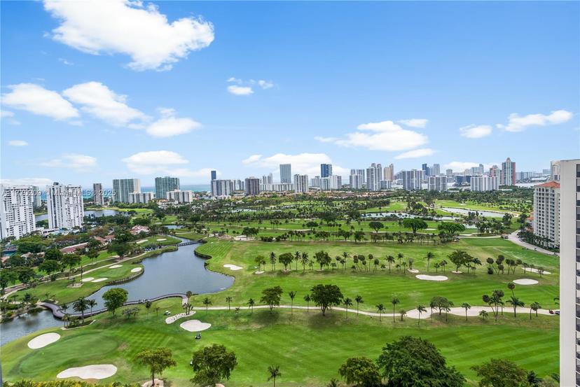 Picture of 20301 W Country Club Dr # 28, Aventura FL 33180