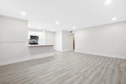 Picture of 910 SOUTH Dr # D, Delray Beach, FL 33445