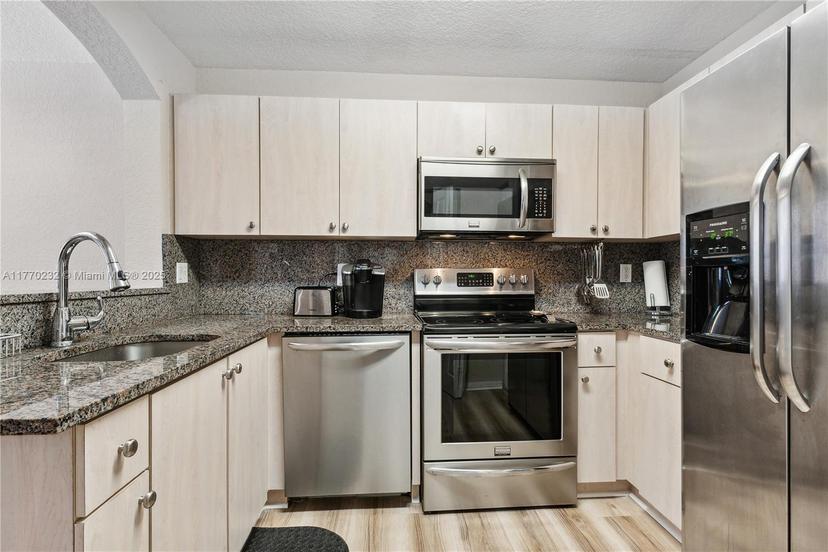 Picture of 2232 Coral Reef Ct # 2232, Dania Beach FL 33312
