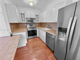 Picture of 45 Antilla Ave # 2C, Coral Gables, FL 33134