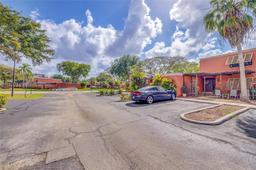 Picture of 1510 Hammock Ln # 1510, Pembroke Pines, FL 33026
