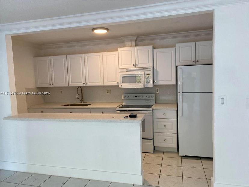 Picture of 4670 NW 79Th Ave # 1H, Doral FL 33166
