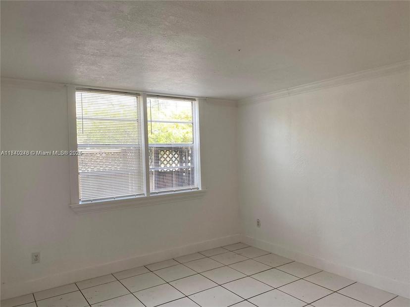 Picture of 4670 NW 79Th Ave # 1H, Doral FL 33166
