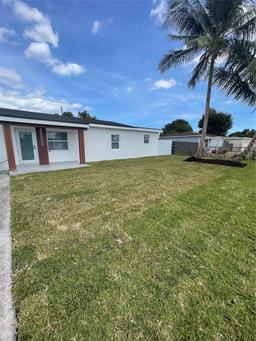 Picture of 14641 Jackson St, Miami, FL 33176