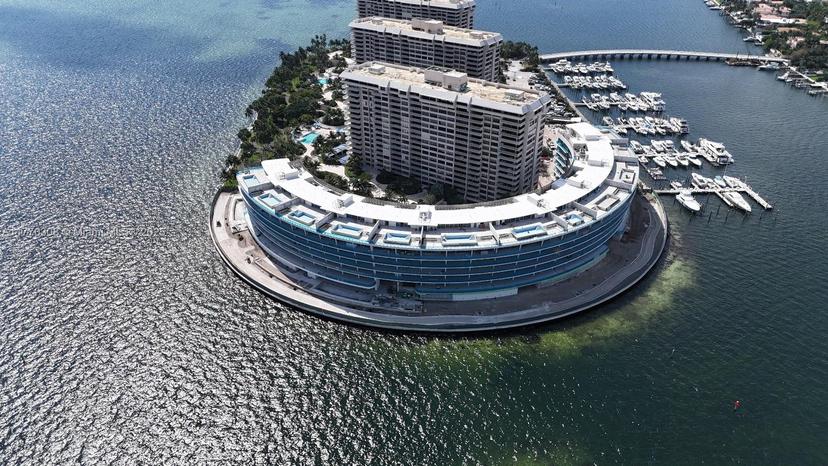 Picture of 5 Grove Isle Drive # L05, Coconut Grove FL 33133