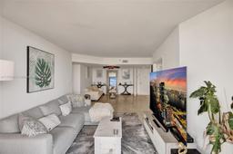Picture of 1000 Island Blvd # 2105, Aventura, FL 33160
