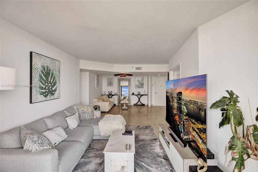 Picture of 1000 Island Blvd # 2105, Aventura FL 33160