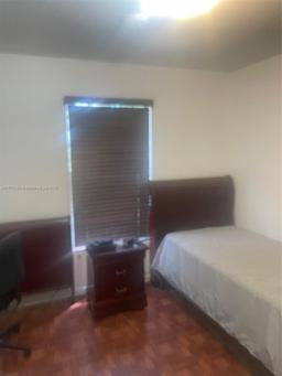 Picture of 2622 NW 47Th St, Miami, FL 33142
