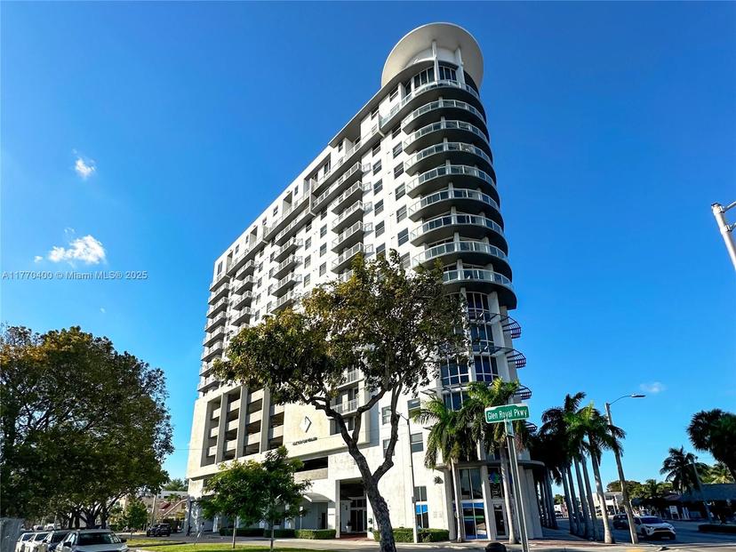 Picture of 1 Glen Royal Pkwy # 401, Miami FL 33125