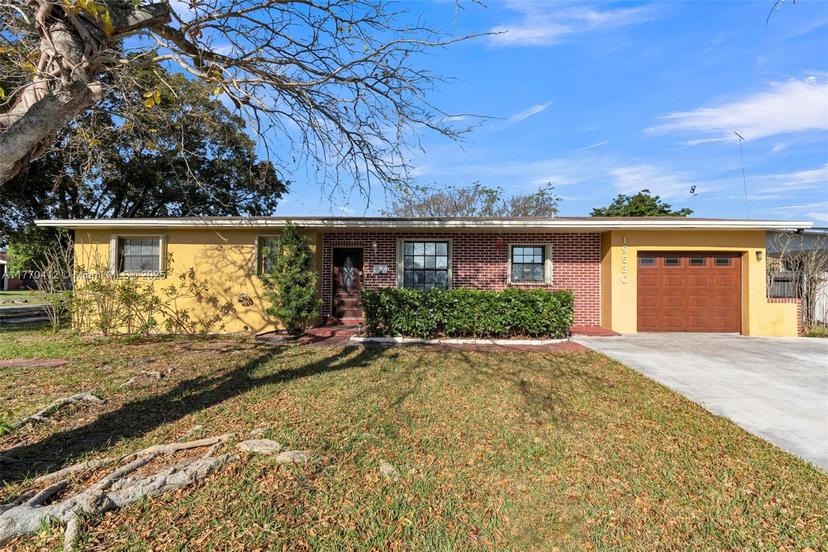 Picture of 19530 SW 117Th Ct, Miami FL 33177