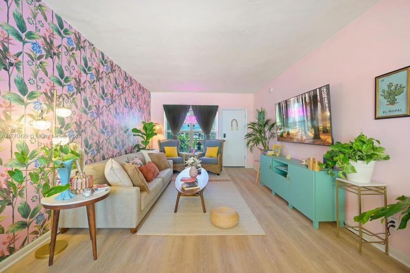 Picture of 315 Van Buren St # 104B, Hollywood FL 33019
