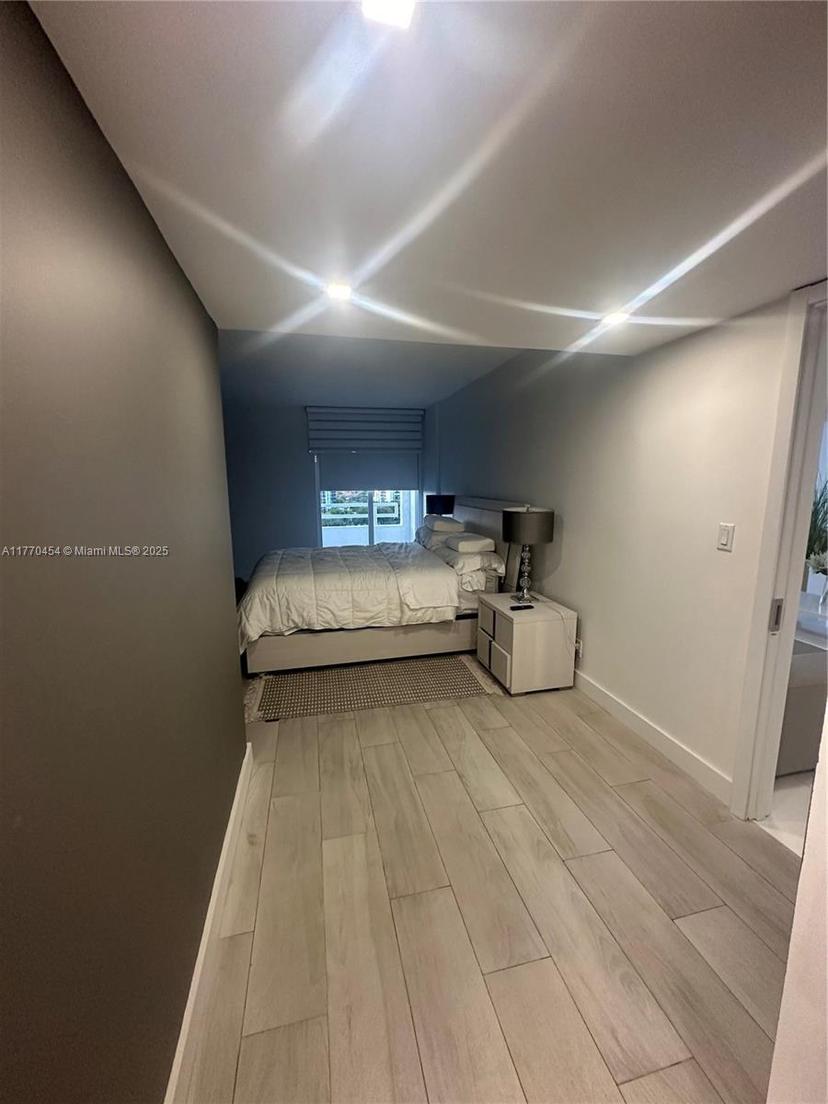 Picture of 20225 NE 34 St # 1022, Aventura FL 33180