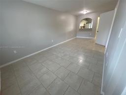 Picture of 930 NE 33Rd Ter # 102, Homestead, FL 33033