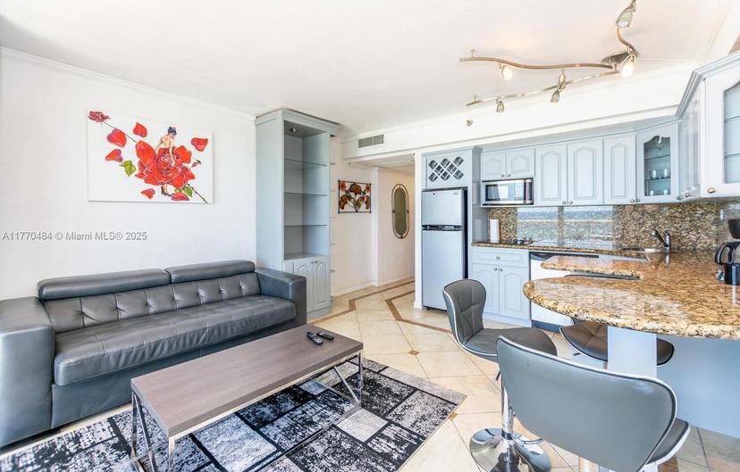 Picture of 19201 Collins Av # 416, Sunny Isles Beach FL 33160