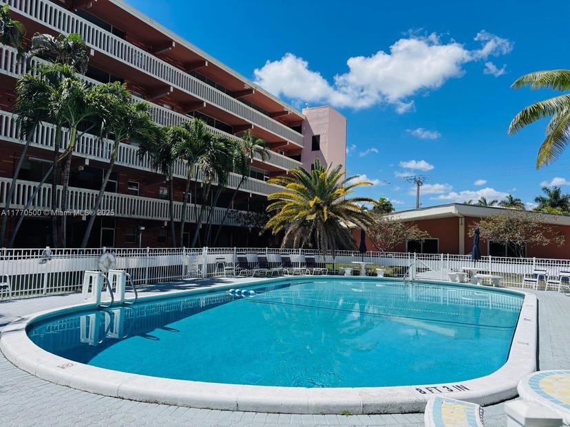 Picture of 200 NE 12Th Ave # 1C, Hallandale Beach FL 33009