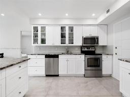 Picture of 300 Diplomat Pkwy # 204, Hallandale Beach, FL 33009