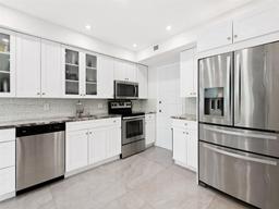 Picture of 300 Diplomat Pkwy # 204, Hallandale Beach, FL 33009
