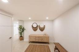 Picture of 161 Crandon Blvd # 118, Key Biscayne, FL 33149