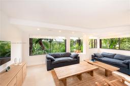 Picture of 161 Crandon Blvd # 118, Key Biscayne, FL 33149