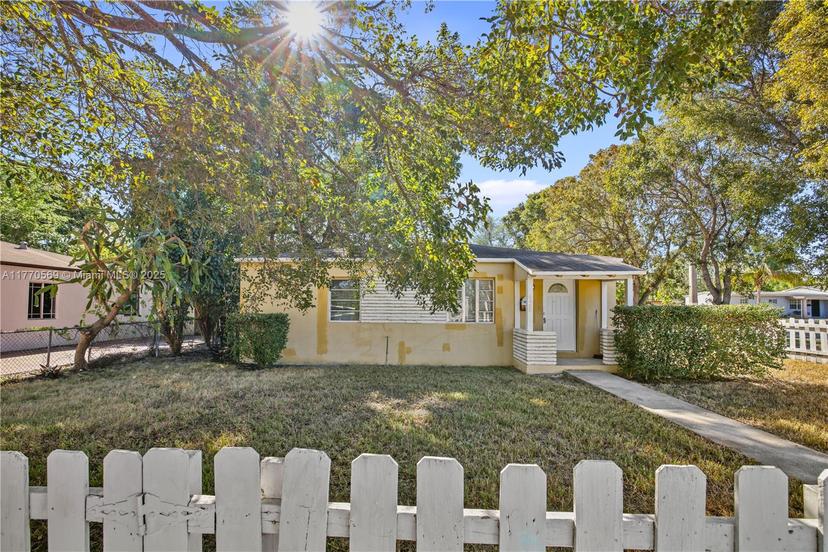Picture of 6400 SW 58Th Ave, South Miami FL 33143