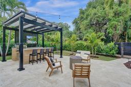 Picture of 9441 Southern Orchard Rd N, Davie, FL 33328